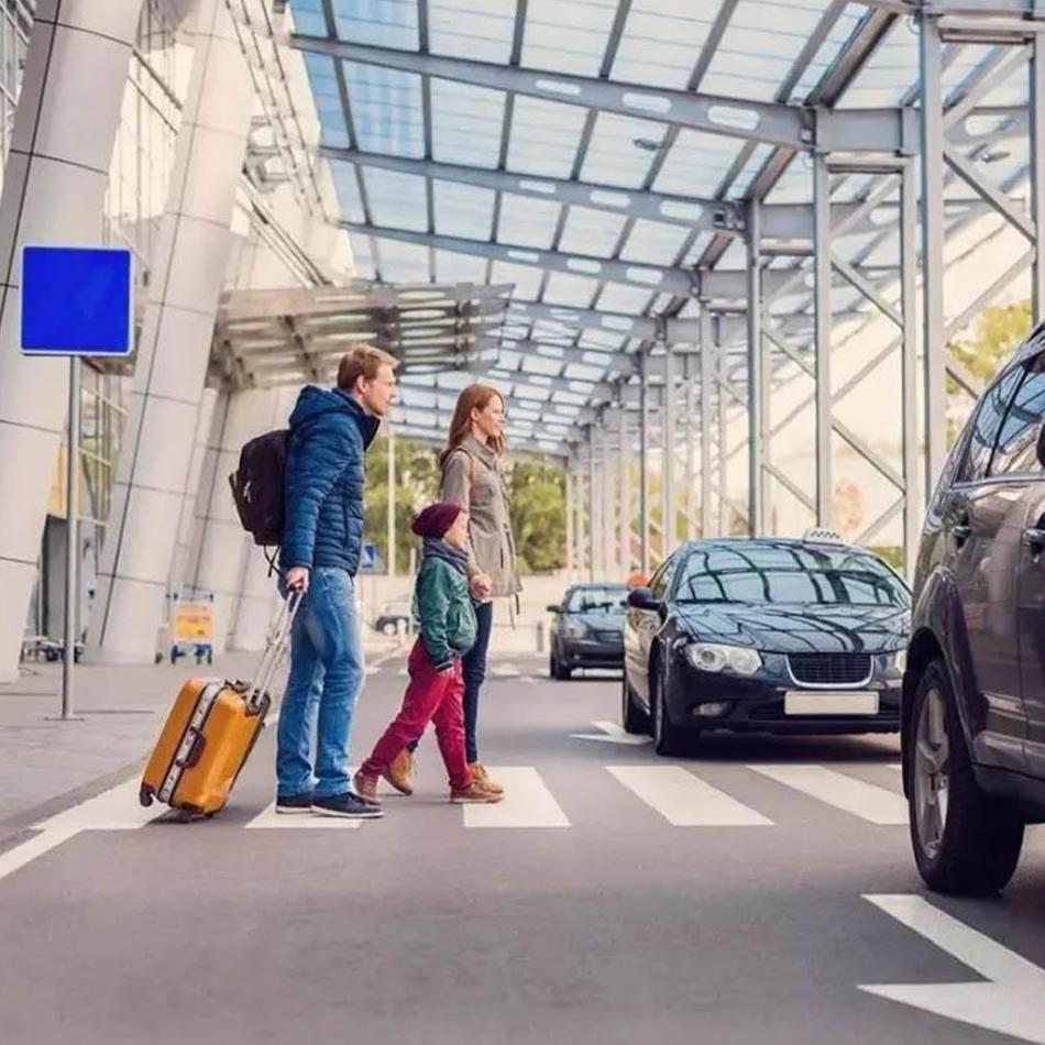 Livraison d'une voiture de location Car'Ent directement à l'hôtel du client à La Réunion