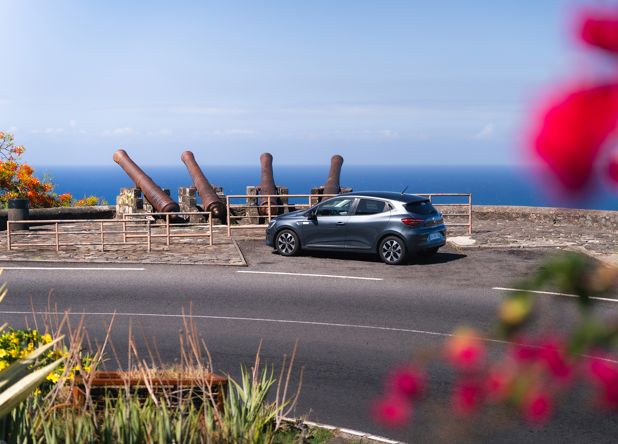 Location SUV La Réunion : SUV confortable pour contempler les paysages.