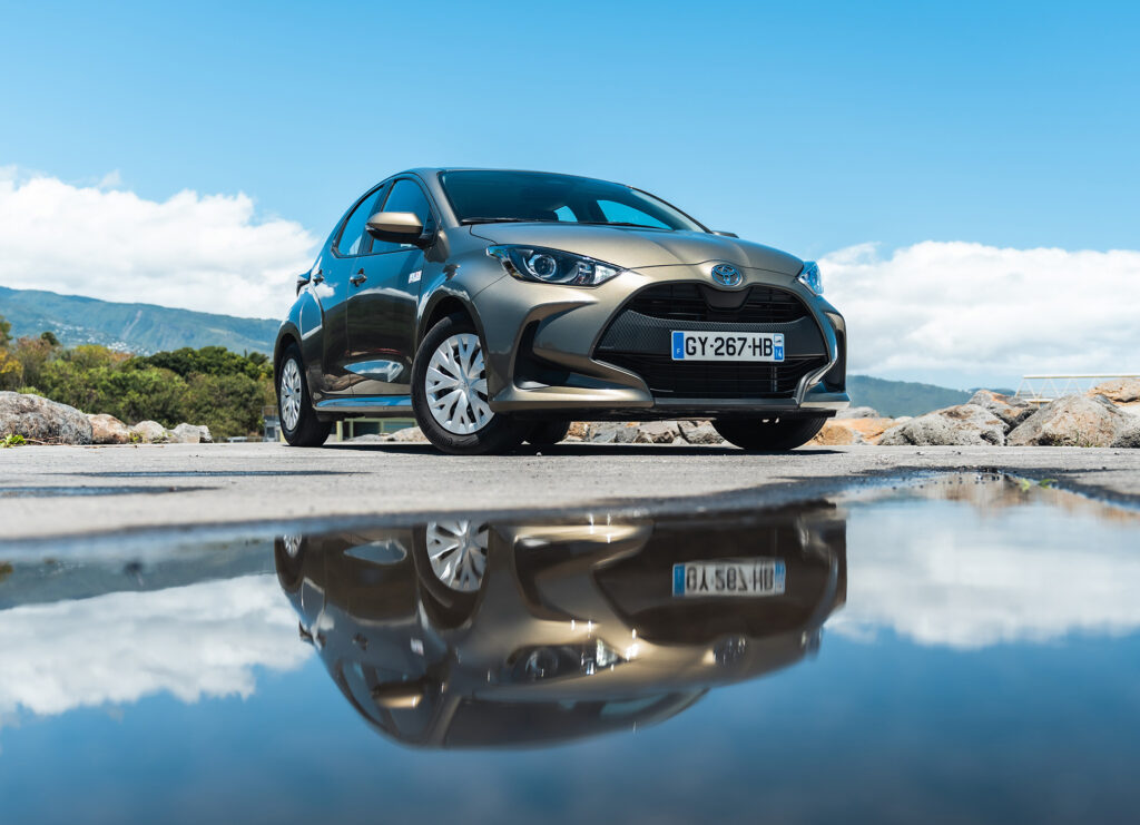 Location voiture La Réunion : citadine économique avec un excellent rapport qualité-prix.